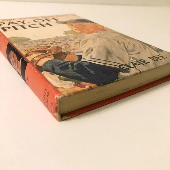 Vintage 1958 Chip Hilton Sports Story Pay Off Pitch  Clair Bee Hardcover Book - Picture 4 of 16